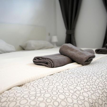 Perla Seven Apartments And Rooms Playa de Palma  Zewnętrze zdjęcie